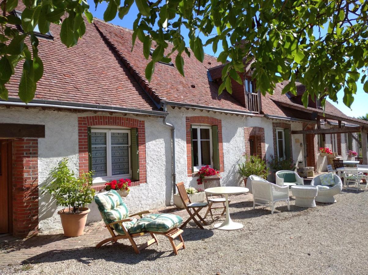 B&B Ferme De La Rouzannerie Pour 2 Ou Famille Lanneray Exterior foto