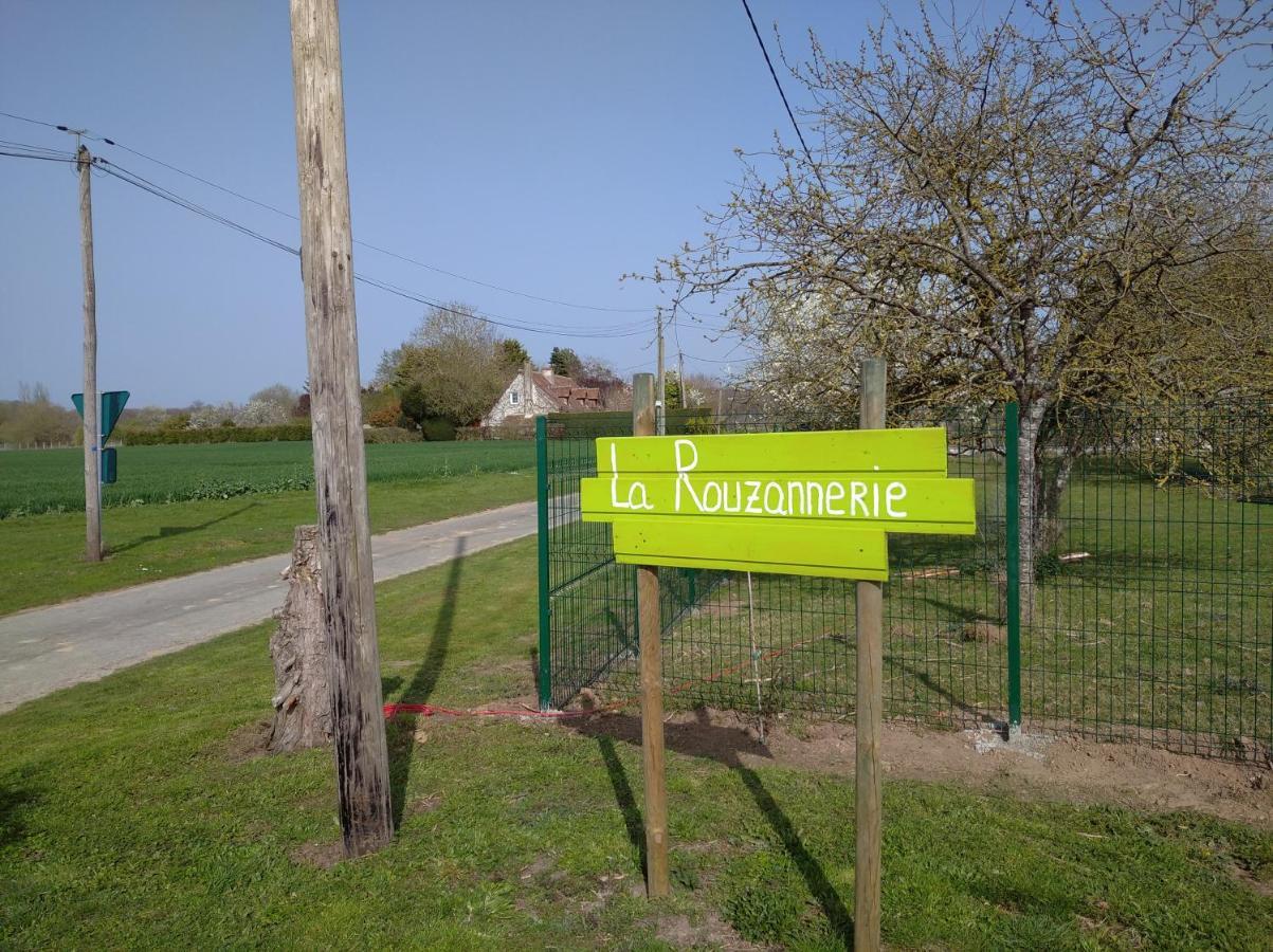 B&B Ferme De La Rouzannerie Pour 2 Ou Famille Lanneray Exterior foto